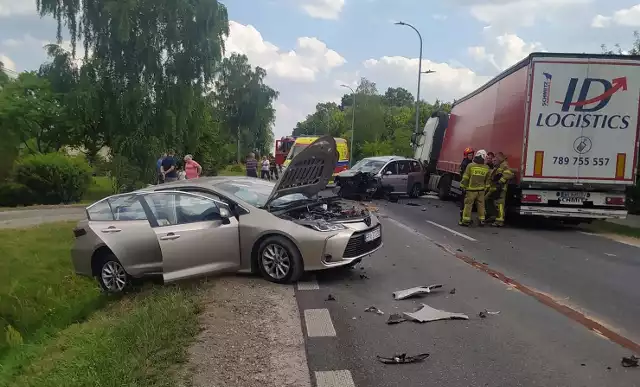 Wypadek trzech aut w Skaryszewie.