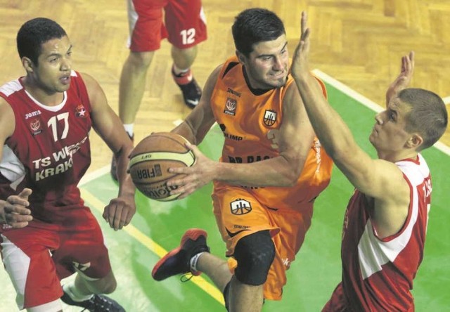 R8 Basket AZS Politechnika Krakowska liczy na sukces w turnieju