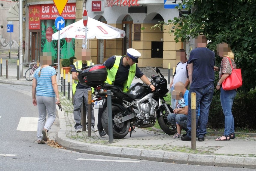 Wypadek na Trzebnickiej. Volkswagen zderzył się z...