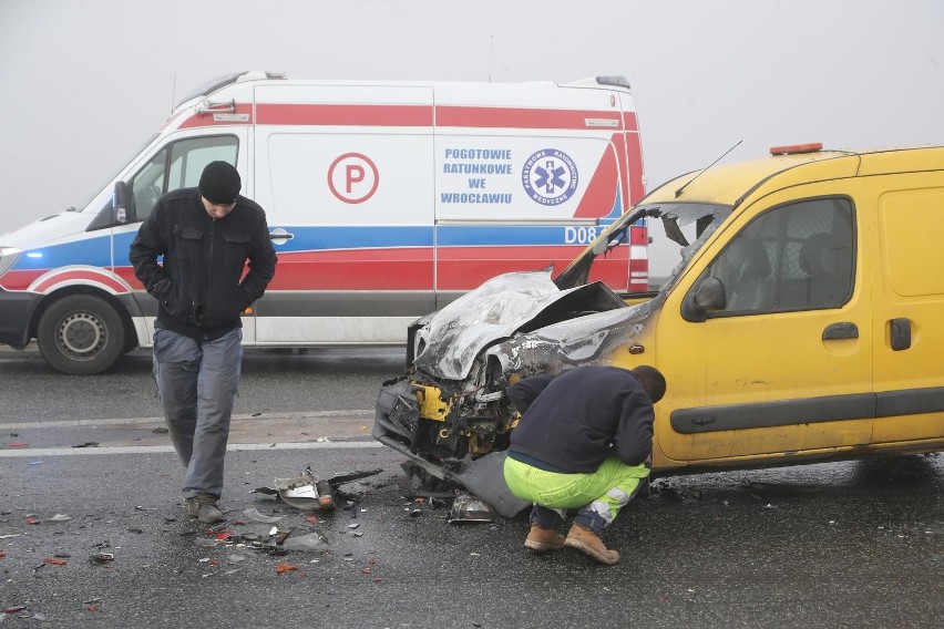 Wypadek na AOW we Wrocławiu