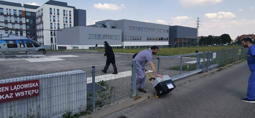 Transport serca do przeszczepu w Uniwersyteckim Szpitalu...