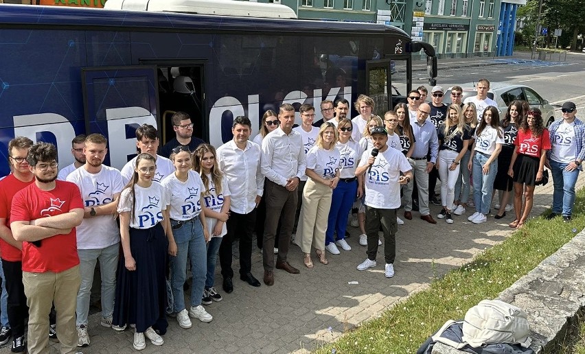 Młodzi działacze PiS Białystok spotkali się z lokalnymi...