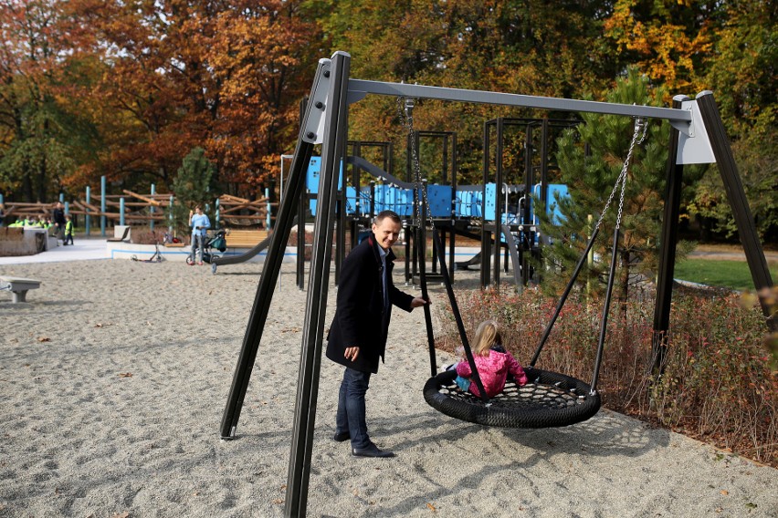 Kraków. W Parku Lotników odnowiono plac zabaw