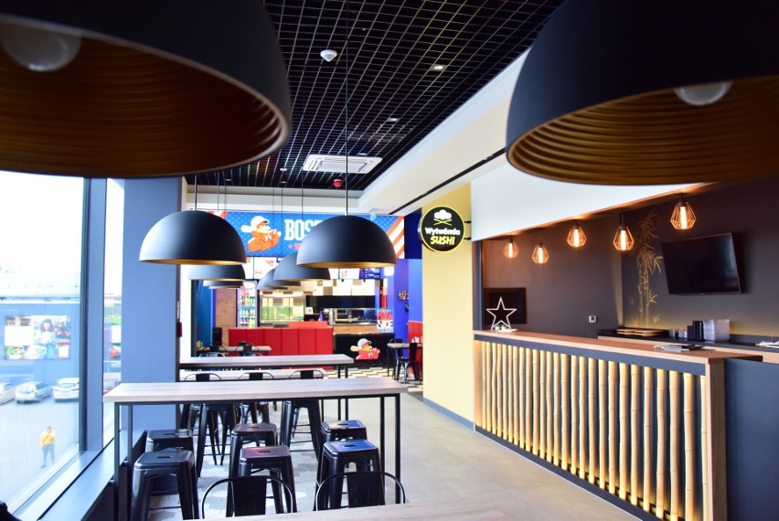 Białystok. Przy dworcu PKS powstał food court z pizzerią, sushi barem i zdrową nie-cukiernią. Wkrótce wielkie otwarcie (FOTO, WIDEO)