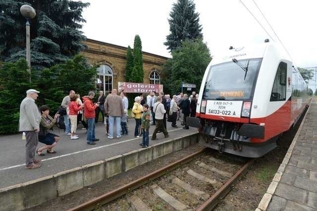 Karolina: "Często korzystam z pociągów relacji...