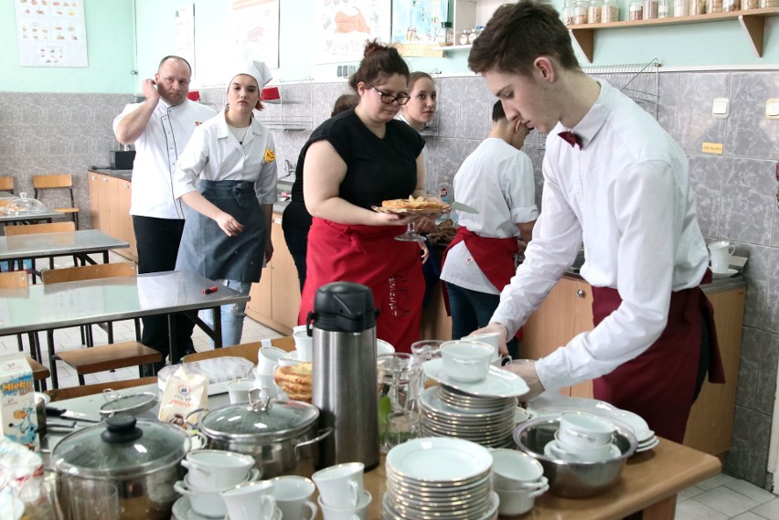 Uczennice z Gastronomika wygrały konkurs kulinarny w Grudziądzu [zdjęcia]