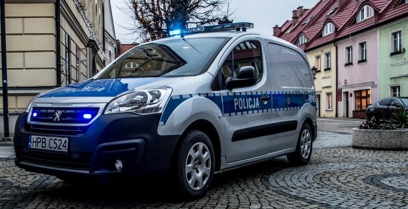 Peugeot Partner to oznakowany radiowóz, który zasilił flotę...
