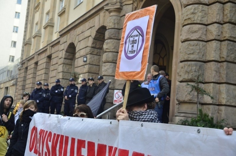 Manifestacja w obronie skłotu "Od:zysk".