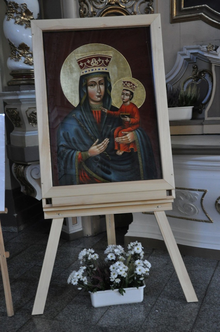 W ramach polsko-ukraińskiej przyjaźni powiat oleski podarował kopię ikony