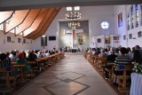 Stowarzyszenie Promyk Nadziei zaprasza na wyjątkowy wieczór uwielbienia w parafii MBKP w Człuchowie pod hasłem "Spotkaj Jezusa"