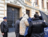 Sąd: uczestnicy burd w Przemyślu trafią do więzienia