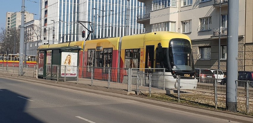 Chwile grozy przeżyli pasażerowie tramwaju linii 15, który...