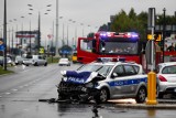 W Bydgoszczy radiowóz zderzył się z volkswagenem. Są ranni