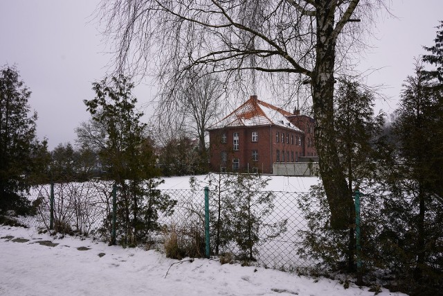 Teren przy ul. Sikorskiego w Miastku. Na tej działce ma stanąć nowa siedziba miejscowej prokuratury.