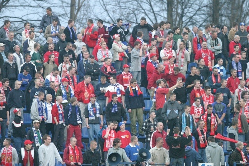 Kibice Widzewa, kibice ŁKS - archiwalne zdjęcia fanów łódzkich drużyn