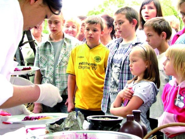 Co roku konkurs o Chochlę Prezydenta przyciąga tłumy ełczan. Dotychczas impreza odbywała się za ECK, ale w tym roku, z powodu prowadzonych tam prac, została przeniesiona na plac Jana Pawła II.