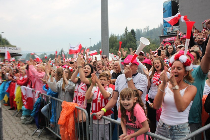 Niedziela, godz. 16.30: seria próbna rozpoczęta