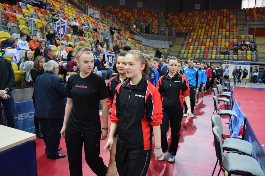 Mistrzostwa Polski w tenisie stołowym w Hali Sportowej Częstochowa ZDJĘCIA