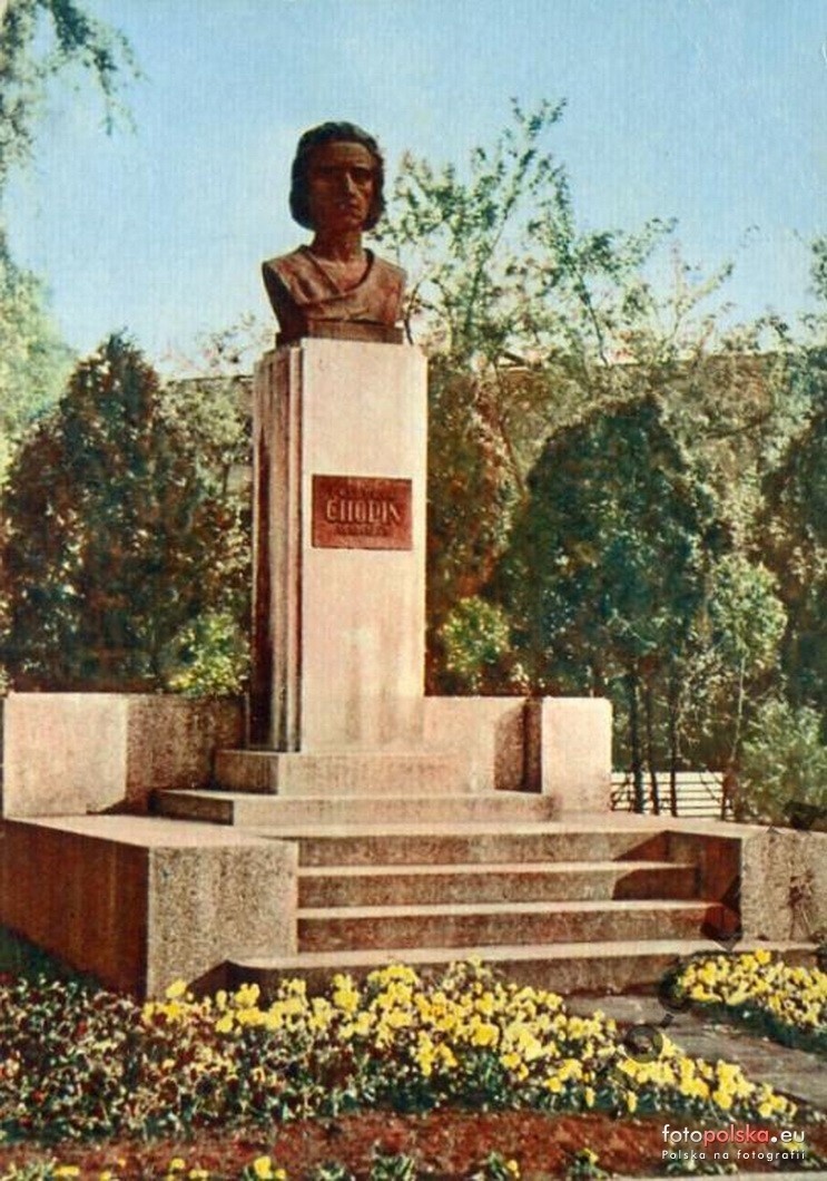 Pomnik Fryderyka Chopina w Chorzowie (pierwsza połowa lat...