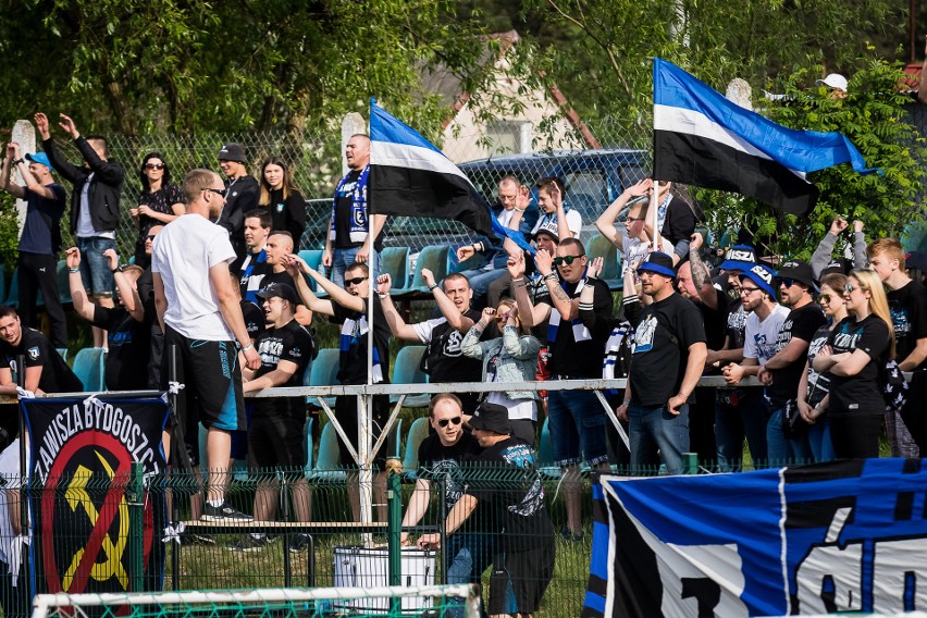 Piłkarze Zawiszy Bydgoszcz rozbili Tartak Wudzyn 4:0 w...