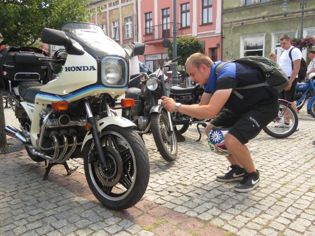 Ponad 150 jednośladów mogliśmy zobaczyć podczas Miejskiej Wystawy Zabytkowych Motocykli w Wąbrzeźnie