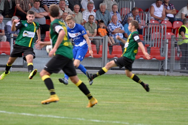 01.08.2015 niepolomiceul. kusocinskiego - stadion mks puszcza niepolomice - pilka nozna, ii liga - mecz puszcza niepolomice - siarka tarnobrzeg 0-3n/z konrad wieczorek (nr 2, puszcza)fot. andrzej wisniewski / polskapresse / dziennik polski