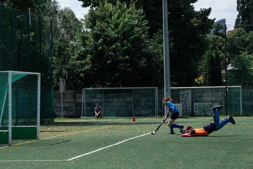 Hokej na trawie. UKS Orient II Łozina wicemistrzem Polski juniorek!