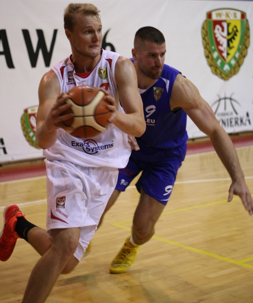 II liga koszykarzy: Śląsk Wrocław - Górnik Wałbrzych 69:64