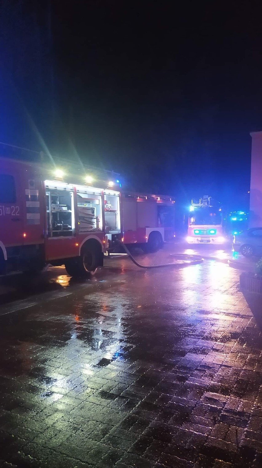 Pożar w domu pomocy społecznej w Lesznowoli w gminie Grójec. Trzy poparzone osoby w szpitalu. Ktoś zaprószył ogień