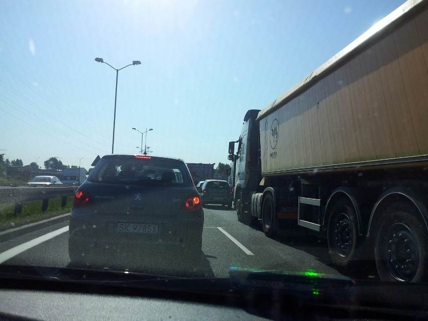 Tragiczny wypadek w Woszczycach na trasie DK 81