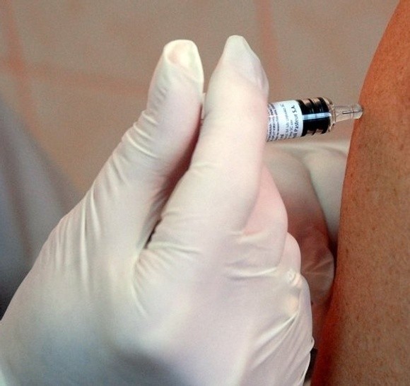 Program bezpłatnych szczepień przeciwko grypie "Pokonać grypę" realizuje Wojewódzki Ośrodek Medycyny Pracy Zachodniopomorskie Centrum Leczenia i Profilaktyki w Szczecinie