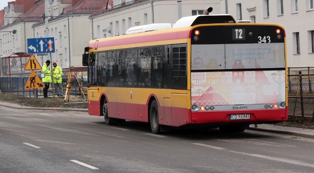 Autobusy komunikacji zastępczej jeżdżą od rozpoczęcia remontu sieci tramwajowej w Grudziądzu