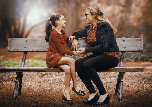 Życzenia na Dzień Matki 2020: Jakie życzenia złożyć mamie? Piękne, śmieszne, rymowane, poważne [ŁAŃCUSZKI SMS, WIERSZYKI, ŻYCZENIA SMS]
