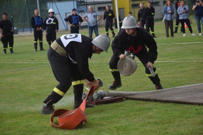 Strażacy rywalizowali w zawodach FOTO