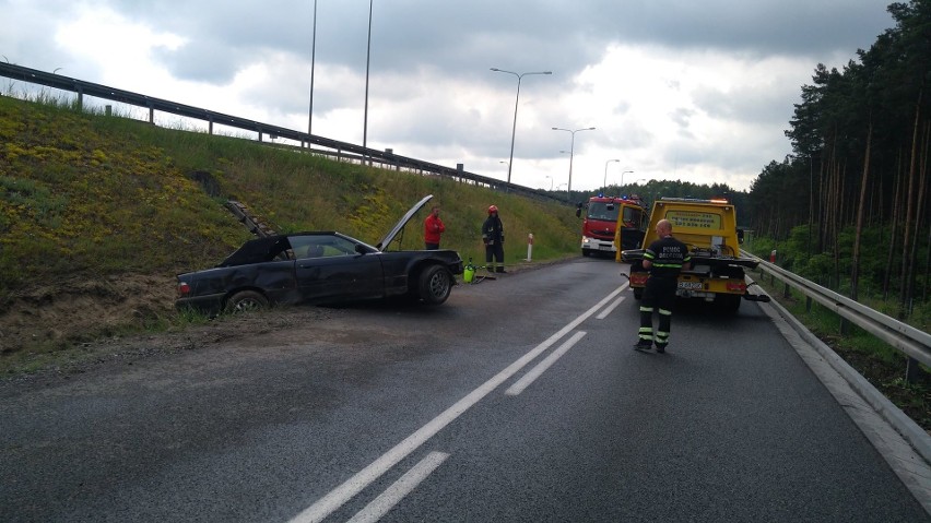 Kierowca BMW trafił do szpitala po tym, jak w podbydgoskiej...