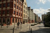 Spacer Kuźniczą – jedną z najstarszych ulic w naszym mieście (ZAGADKI, TAJEMNICE, SEKRETY)