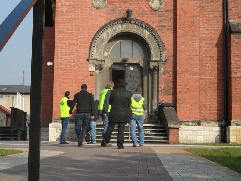 Pożar katedry w Sosnowcu: Konserwatorzy zobaczyli wnętrza. Jest źle! [NAJNOWSZE ZDJĘCIA]