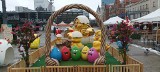 Katowice: Rynek nabrał kolorów! Rozpoczął się Wielkanocny Jarmark. Zobacz jak wygląda teraz centrum miasta