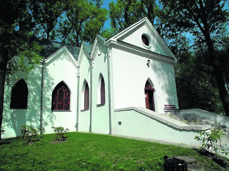 Czarnoleską kaplicę ufundowała w 1826 roku Magdalena...
