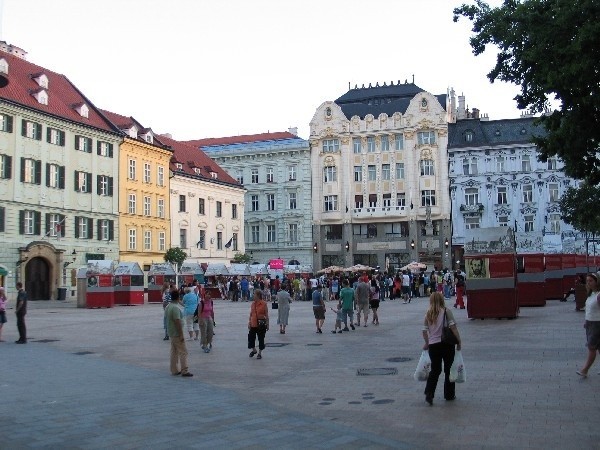 Słowacja to turystycznie atrakcyjny region. Nz. centrum Bratysławy, słowackiej stolicy.