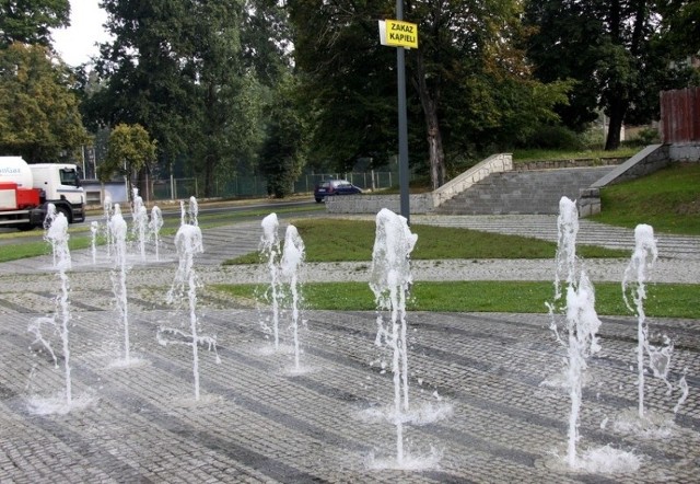 Taki rodzaj fontanny - chodnikowej ma powstać na placu przy Kupcu
