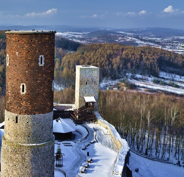 Zamek Królewski w Chęcinach otwiera swoje bramy dla turystów! Ależ magicznie prezentuje się w zimowej scenerii! Zobaczcie zdjęcia