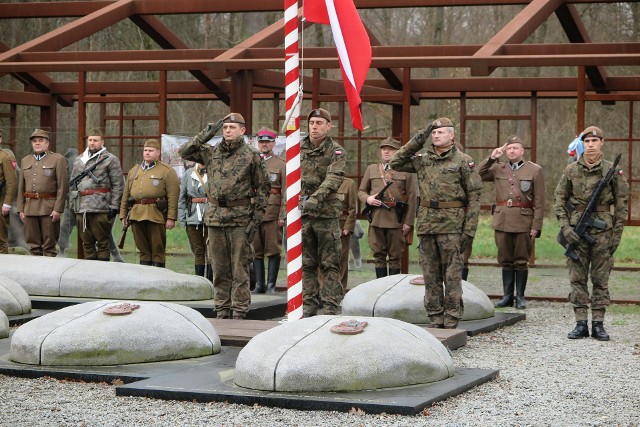 Uroczystość w Starym Grodkowie w Narodowy Dzień Pamięci Żołnierzy Wyklętych