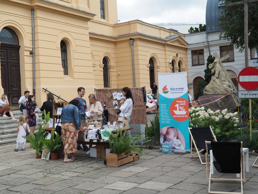 W parafii pw Zesłania Ducha Świętego przy placu Wolności w Łodzi zorganizowano jarmark dominikański. Pieniądze pójdą na cel charytatywny