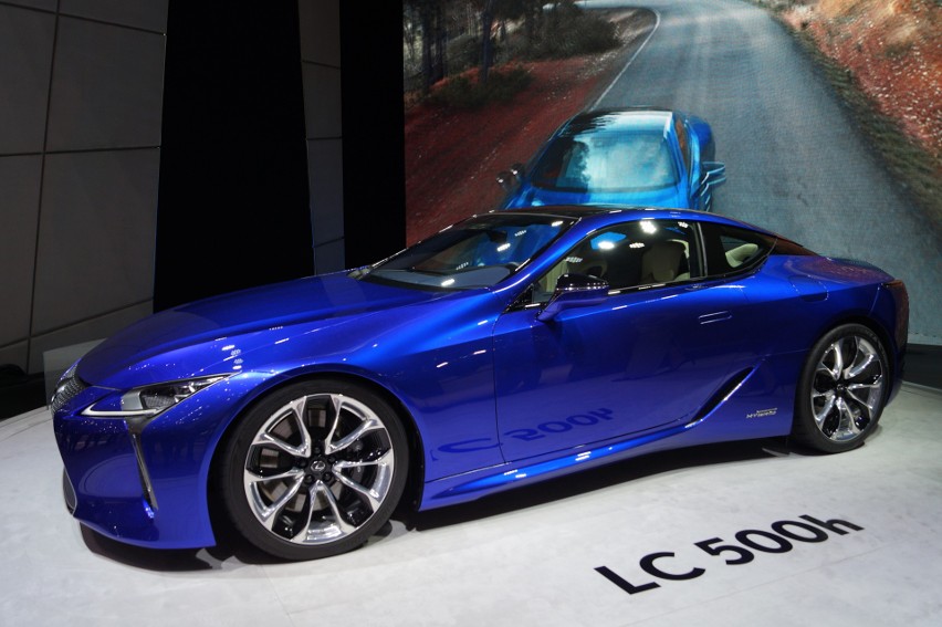 Lexus LC500h...