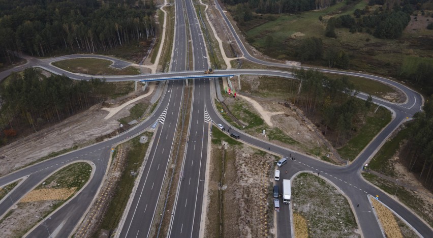 11 października uroczyście otwarto drogę ekspresowej S19 na...