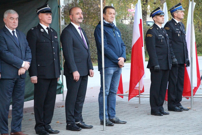 W Piotrkowicach wręczono pierwsze promesy dla Młodzieżowych Drużyn Pożarniczych. Zobacz zdjęcia 