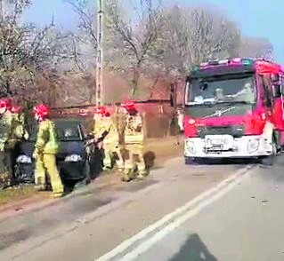 Wypadek wydarzył się na skrzyżowaniu Puławskiej i Kochanowskiego.