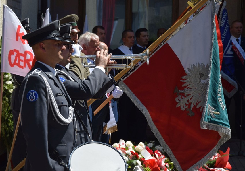 Uroczystość odbyła się przed budynkiem Regionalnej Dyrekcji...