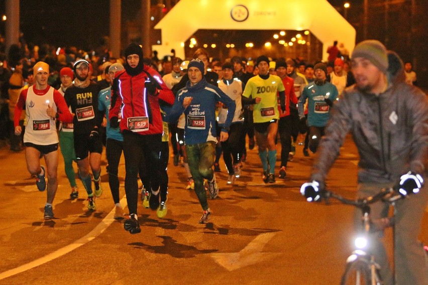 Nocna Dycha do Maratonu: Walczyli nocą ulicami Lublina